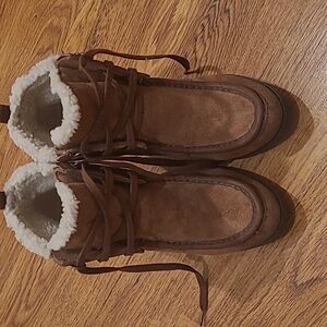Nwot Sam Edelman brown suede heel boots.